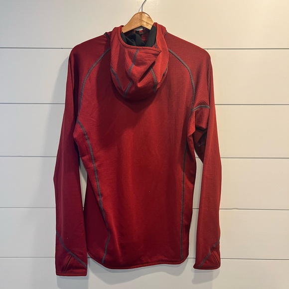 Arcteryx Konseal Hoodie (burgundy with gray trim color) - Picture 2 of 4